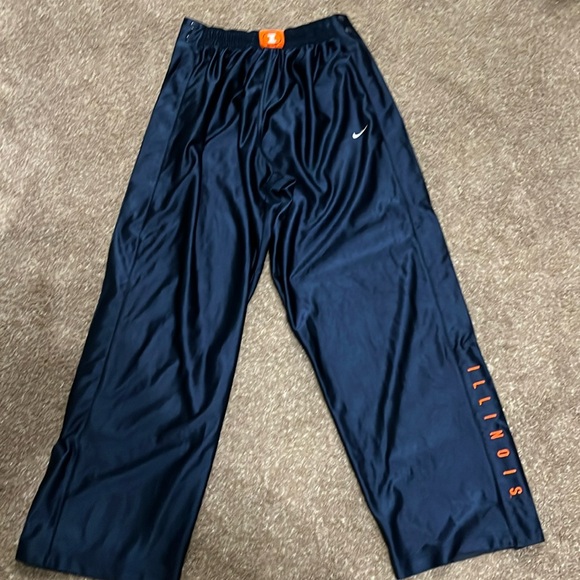 VINTAGE Authentic Nike Team Tear-A-Way Game Day shooting pants